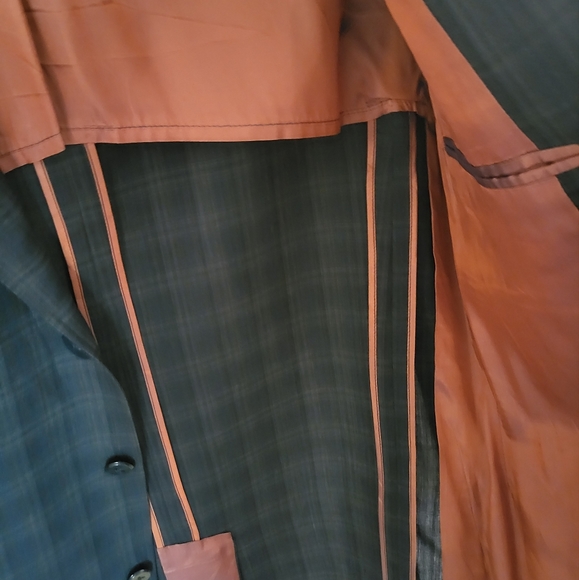 Greens Menswear Dark Plaid Blazer | Size Large - Picture 6 of 7